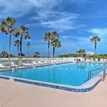 Oceanfront Cocoa Beach Condo With View Walk To Pier Екстериор снимка