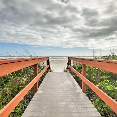 Oceanfront Cocoa Beach Condo With View Walk To Pier Екстериор снимка