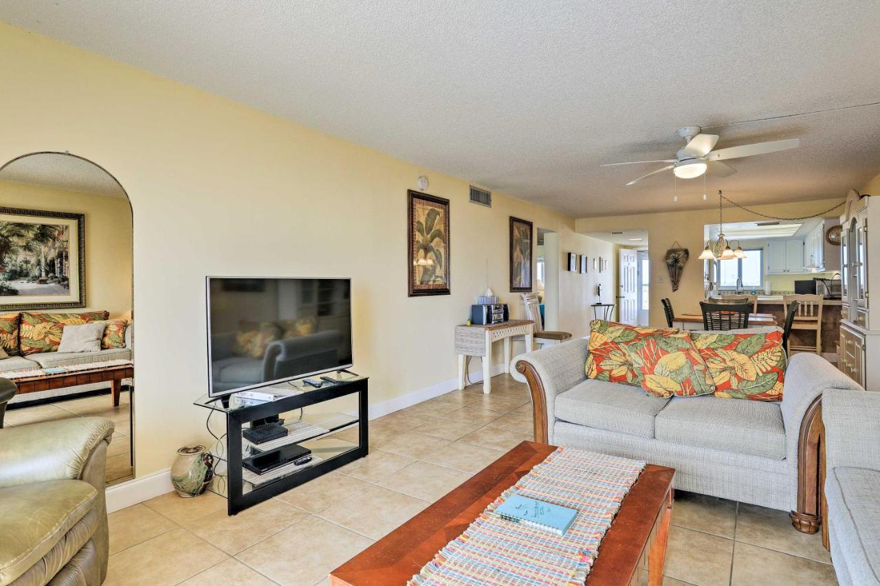 Oceanfront Cocoa Beach Condo With View Walk To Pier Екстериор снимка