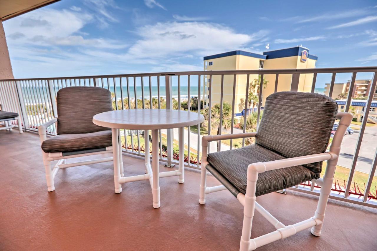 Oceanfront Cocoa Beach Condo With View Walk To Pier Екстериор снимка