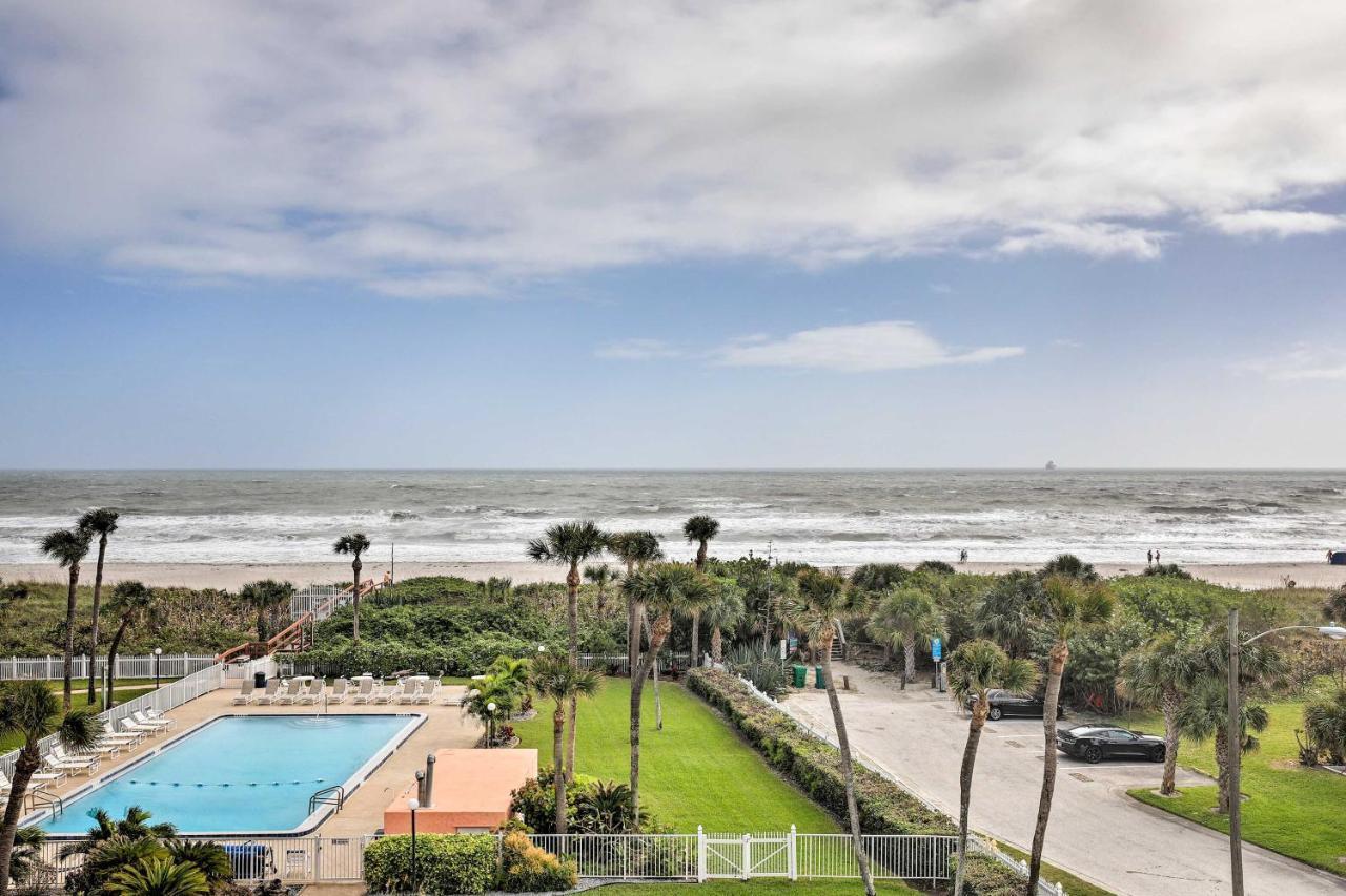 Oceanfront Cocoa Beach Condo With View Walk To Pier Екстериор снимка